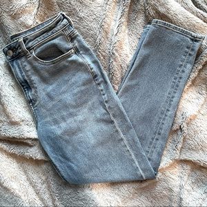 American Eagle Mom Jeans